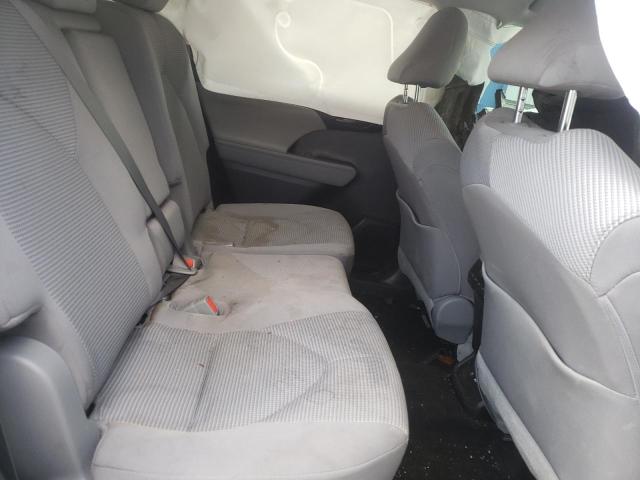 Photo 6 from auction – 2021 TOYOTA HIGHLANDER with VIN 5TDBZRBH6MS541109