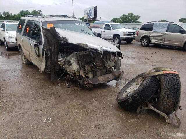 LINCOLN NAVIGATOR 2006 with VIN 5LMFU285X6LJ25159 - Photo from auction