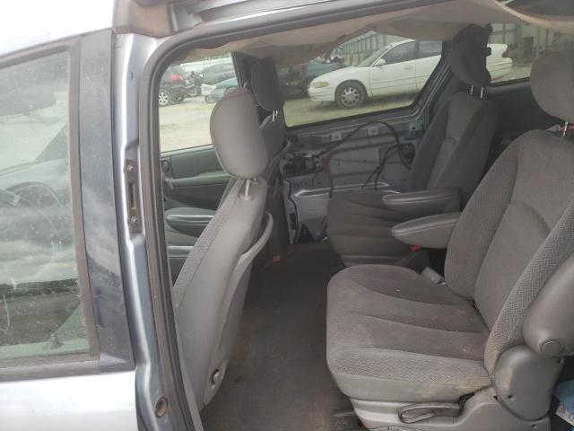 Photo 6 from auction – 2004 CHRYSLER TOWN & COU with VIN 2C4GP44R24R578042