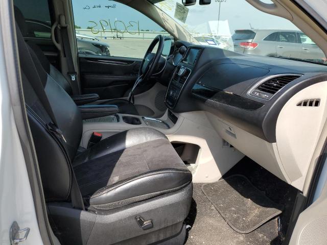 Photo 5 from auction – 2014 CHRYSLER TOWN & COU with VIN 2C4RC1CG5ER409086