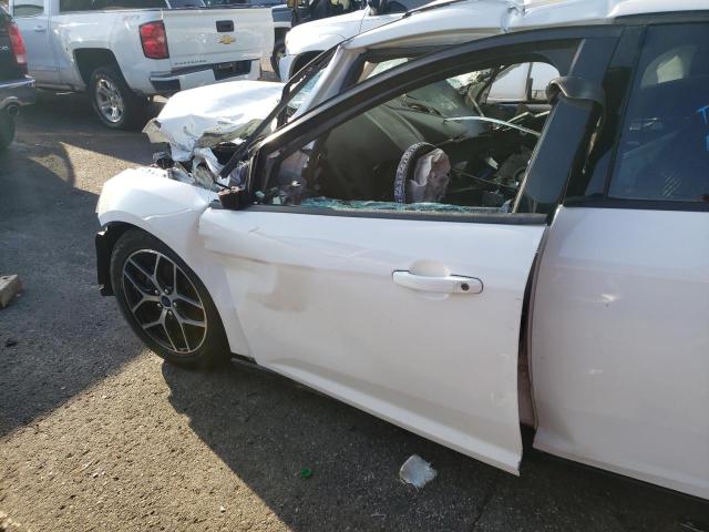 Photo 10 from auction – 2018 FORD FOCUS SEL with VIN 1FADP3H27JL220438