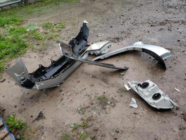 صورة رقم 9 من المزاد - 2004 TOYOTA 4RUNNER LI مع VIN JTEBT17RX48014937