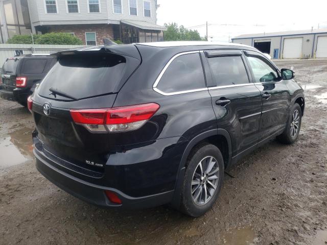 Photo 4 from auction – 2019 TOYOTA HIGHLANDER with VIN 5TDJZRFH4KS627506