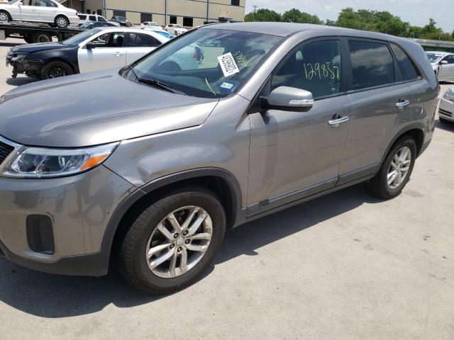 Photo 9 from auction – 2015 KIA SORENTO LX with VIN 5XYKT3A66FG576540