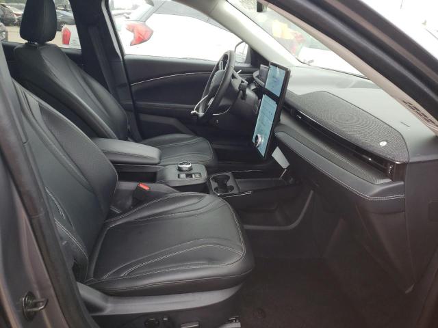 Photo 5 from auction – 2021 FORD MUSTANG MA with VIN 3FMTK3SS3MMA04680