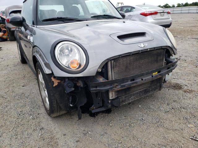 Photo 9 from auction – 2009 MINI COOPER S with VIN WMWMF735X9TX40437