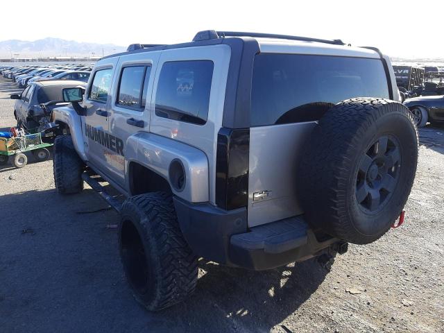 Photo 3 from auction – 2006 HUMMER H3 with VIN 5GTDN136868106529