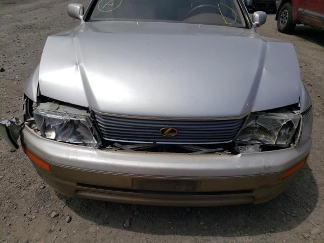Photo 9 from auction – 1995 LEXUS LS 400 with VIN JT8UF22E4S0034612