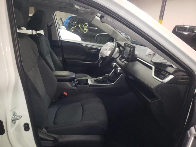 Photo 5 from auction – 2021 TOYOTA RAV4 XLE with VIN 2T3P1RFVXMC221398
