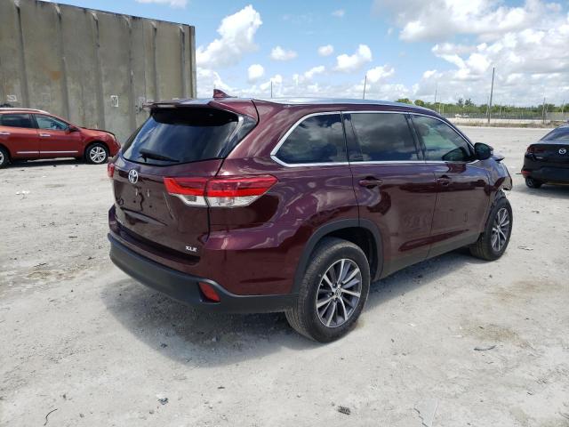 Photo 4 from auction – 2019 TOYOTA HIGHLANDER with VIN 5TDKZRFH6KS336543