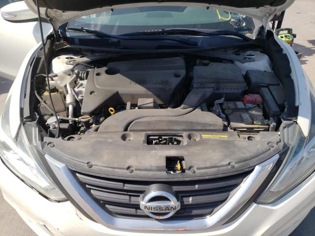 Photo 7 from auction – 2016 NISSAN ALTIMA 2.5 with VIN 1N4AL3AP7GC197952