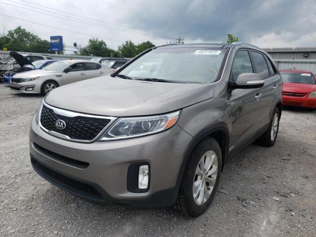 Photo 2 from auction – 2015 KIA SORENTO EX with VIN 5XYKUDA78FG582982