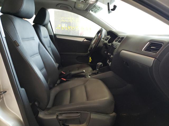 Photo 5 from auction – 2011 VOLKSWAGEN JETTA TDI with VIN 3VWLL7AJ6BM048846