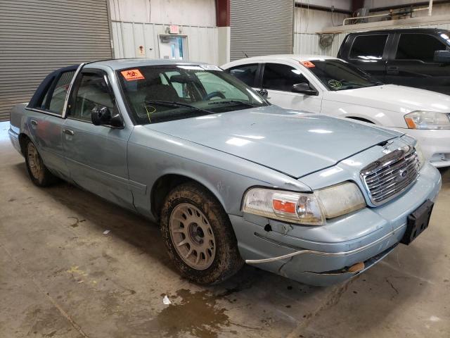 FORD CROWN VICT 2002 with VIN 2FAFP74W12X100180 - Photo from auction