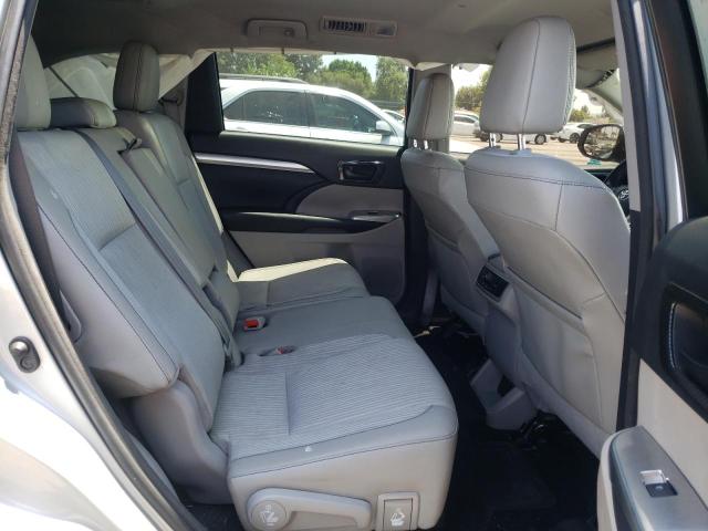 Photo 6 from auction – 2017 TOYOTA HIGHLANDER with VIN 5TDZZRFH3HS192117