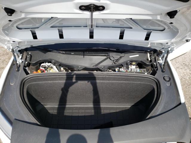 Photo 7 from auction – 2020 TESLA MODEL X with VIN 5YJXCAE20LF233520