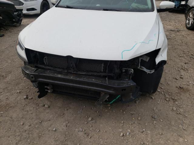 Photo 9 from auction – 2017 VOLKSWAGEN JETTA SE with VIN 3VWDB7AJ4HM364438