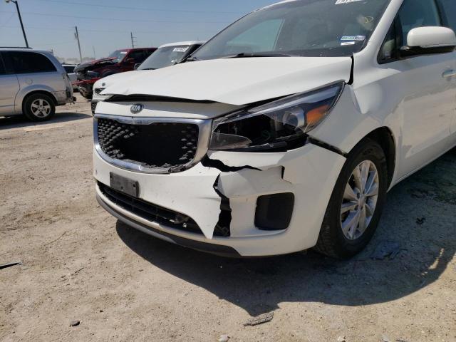 Photo 9 from auction – 2017 KIA SEDONA LX with VIN KNDMB5C19H6225491