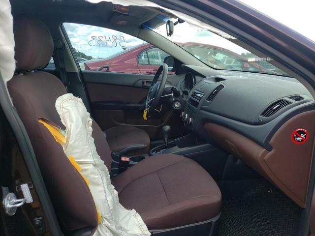 Photo 5 from auction – 2010 KIA FORTE EX with VIN KNAFU4A22A5286599