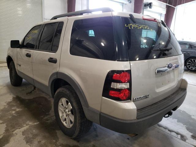 Photo 3 from auction – 2006 FORD EXPLORER X with VIN 1FMEU63E76UB16328