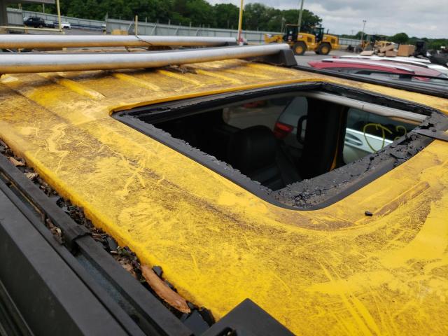 Photo 9 from auction – 2005 HUMMER H2 SUT with VIN 5GRGN22U15H111949