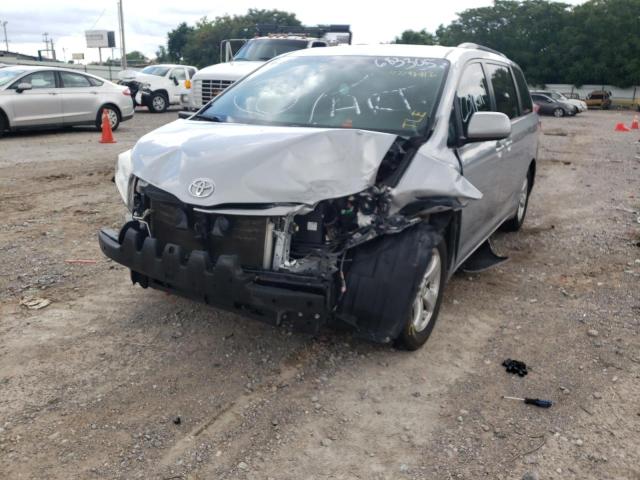 Photo 9 from auction – 2015 TOYOTA SIENNA LE with VIN 5TDKK3DC6FS683305