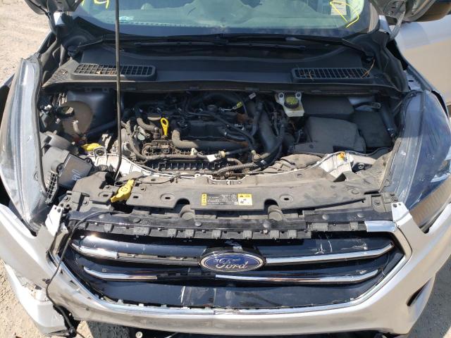 Photo 7 from auction – 2019 FORD ESCAPE SE with VIN 1FMCU9GD0KUA64657