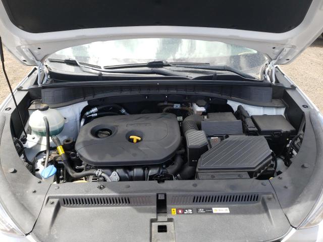 Photo 7 from auction – 2019 HYUNDAI TUCSON SE with VIN KM8J2CA44KU902093
