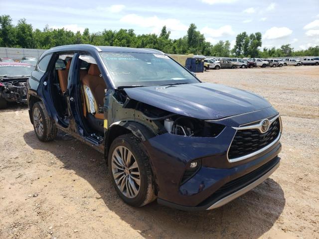 TOYOTA HIGHLANDER 2021 z numerem VIN 5TDFZRAHXMS035608 - Zdjęcie z aukcji