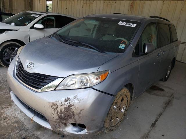 Photo 2 from auction – 2014 TOYOTA SIENNA LE with VIN 5TDKK3DC5ES498385