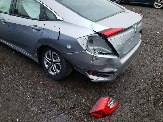 Photo 9 from auction – 2018 HONDA CIVIC LX with VIN 2HGFC2F54JH033811