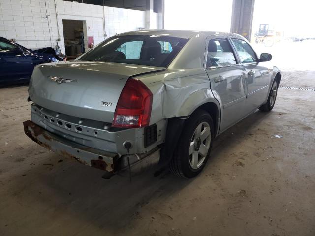 Фото 4 с аукциона – 2005 CHRYSLER 300 с VIN 2C3JA43R75H136118