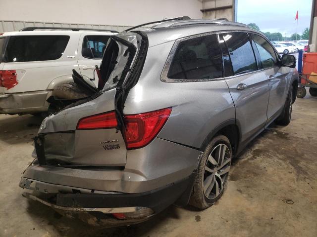 Photo 4 from auction – 2017 HONDA PILOT TOUR with VIN 5FNYF5H91HB043485