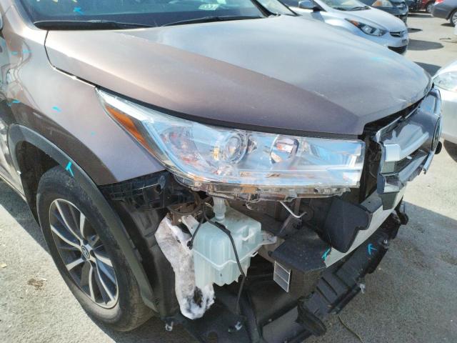 Photo 9 from auction – 2018 TOYOTA HIGHLANDER with VIN 5TDJZRFHXJS872034