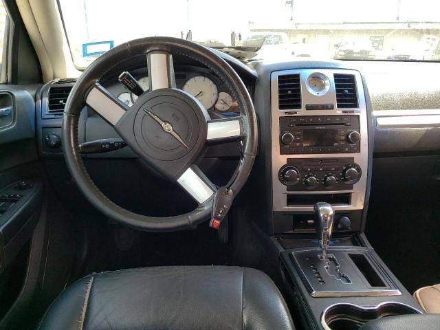 Photo 10 from auction – 2010 CHRYSLER 300 TOURIN with VIN 2C3CA5CV5AH255405