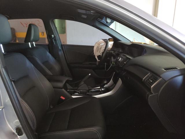 Photo 5 from auction – 2017 HONDA ACCORD with VIN 1HGCR2F53HA280442