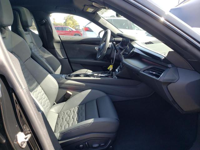 Photo 5 from auction – 2022 AUDI E-TRON GT with VIN WAUEJBFW2N7006520