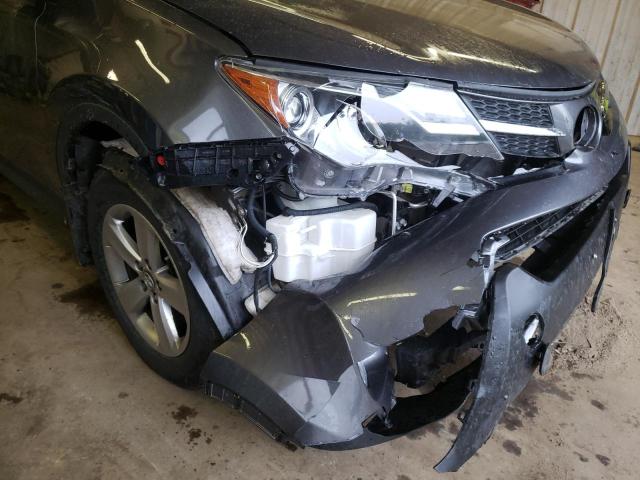 Photo 9 from auction – 2015 TOYOTA RAV4 XLE with VIN 2T3RFREV7FW352365