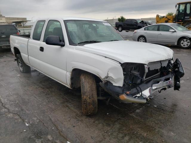 CHEVROLET SILVERADO 2004 with VIN 2GCEC19V941150376 - Photo from auction