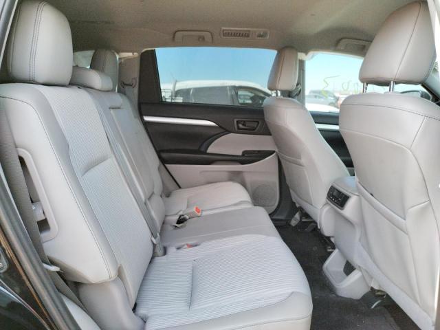 Photo 6 from auction – 2019 TOYOTA HIGHLANDER with VIN 5TDZZRFH3KS293083