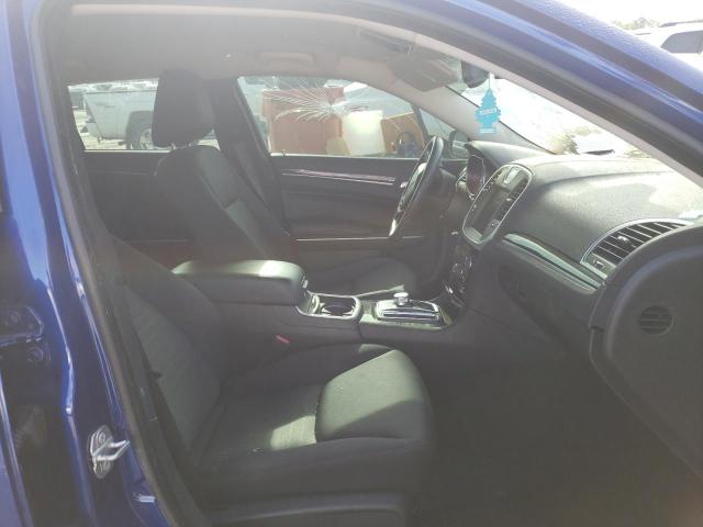 Photo 5 from auction – 2019 CHRYSLER 300 TOURIN with VIN 2C3CCAAG7KH727208