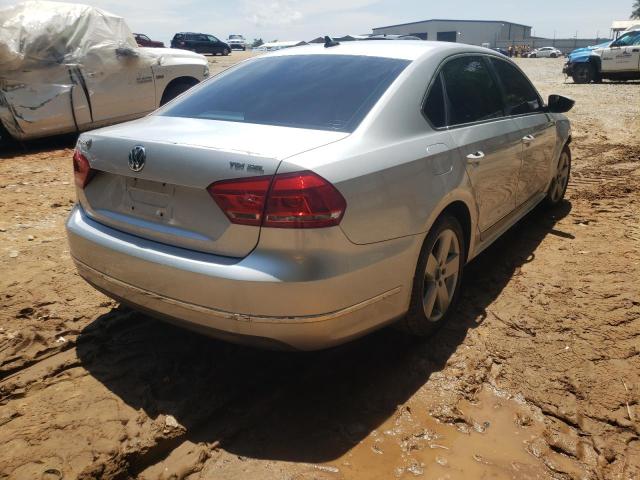 Photo 4 from auction – 2012 VOLKSWAGEN PASSAT SEL with VIN 1VWCN7A39CC080589