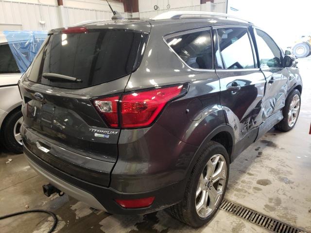 Photo 4 from auction – 2019 FORD ESCAPE TIT with VIN 1FMCU9J92KUC22078