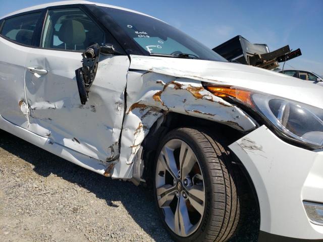 Photo 9 from auction – 2013 HYUNDAI VELOSTER with VIN KMHTC6AD0DU173147