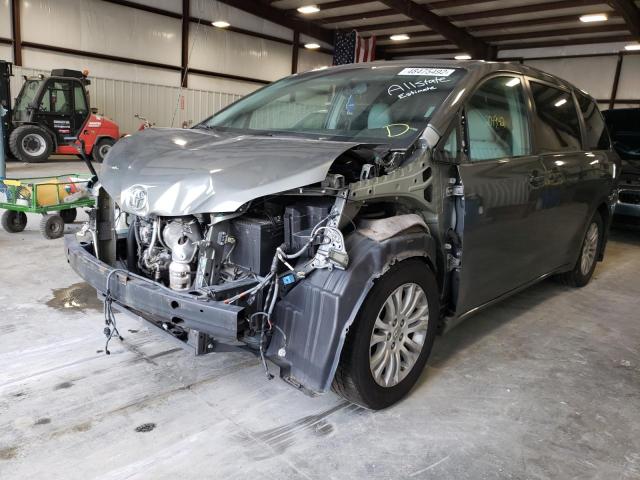 Photo 2 from auction – 2011 TOYOTA SIENNA XLE with VIN 5TDYK3DC5BS104664