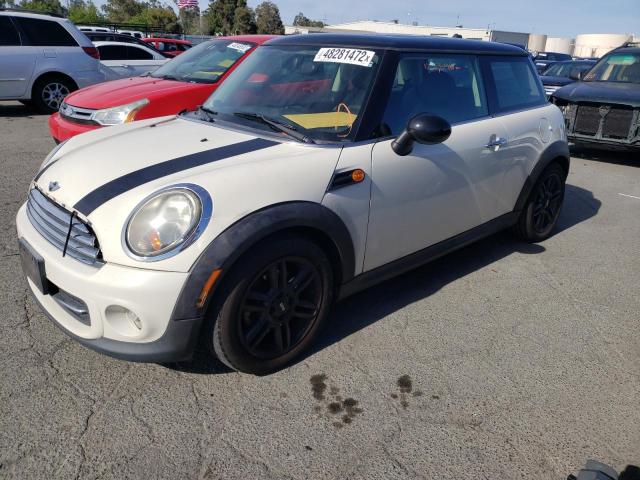 Photo 2 from auction – 2011 MINI COOPER with VIN WMWSU3C57BT094575