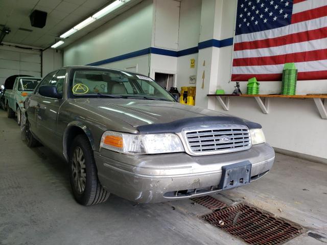 FORD CROWN VICT 2004 with VIN 2FAFP74W44X148467 - Photo from auction