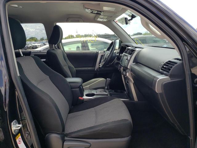 Photo 5 from auction – 2018 TOYOTA 4RUNNER SR with VIN JTEZU5JR7J5178588