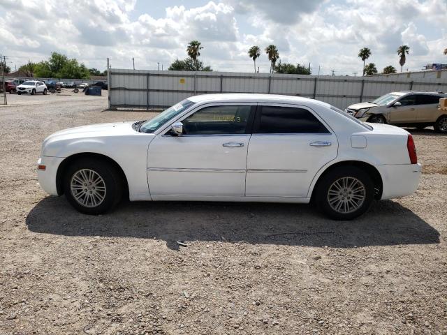 Photo 9 from auction – 2010 CHRYSLER 300 TOURIN with VIN 2C3CA5CV5AH255405