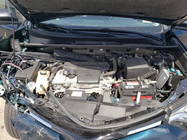 Photo 7 from auction – 2017 TOYOTA RAV4 LE with VIN JTMZFREV9HJ130041